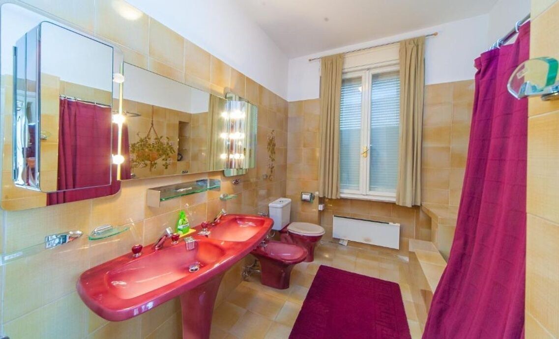 Photo of Bathroom in Ploce