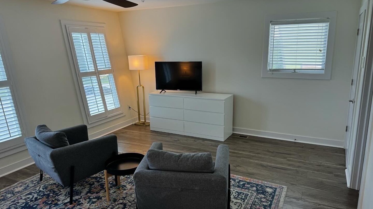 Photo of Livingroom in Near Northside