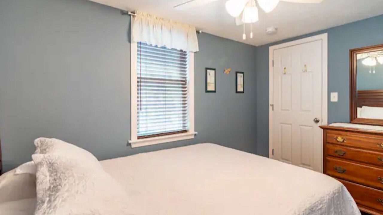 Photo of Bedroom in Manomet
