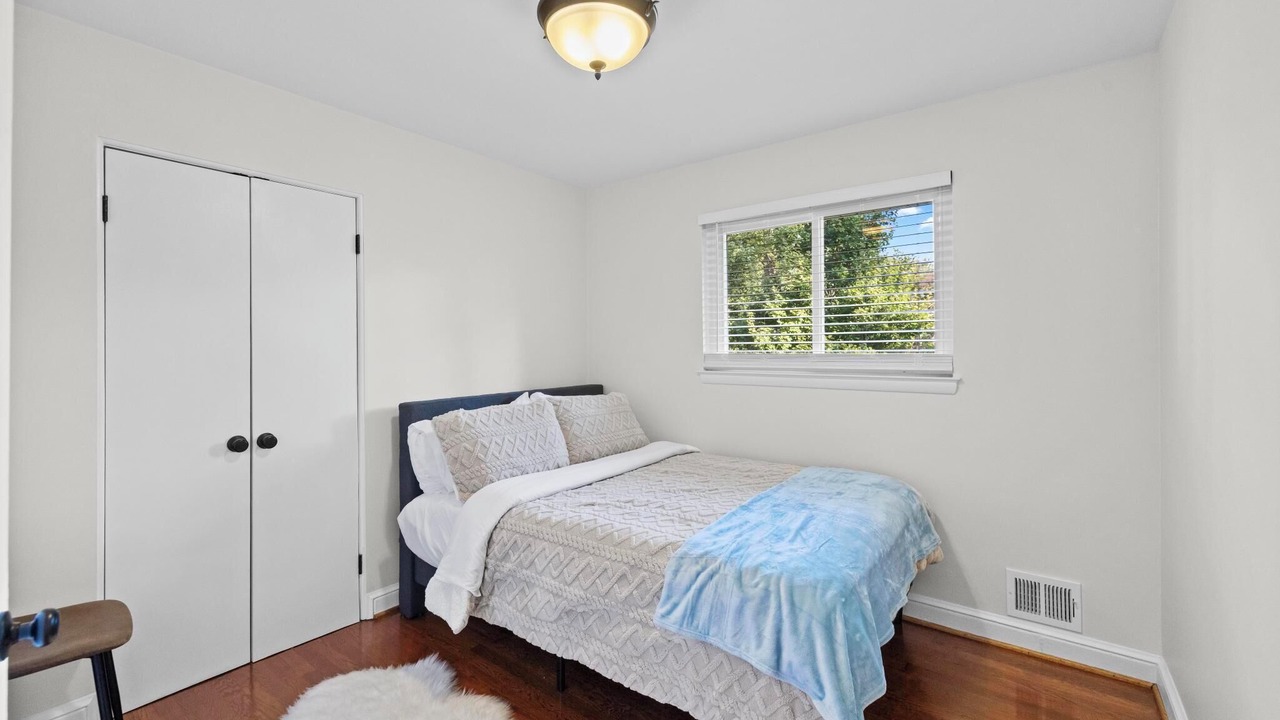 Photo of Bedroom in Springfield