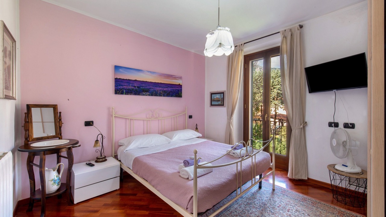 Photo of Bedroom in Lecco