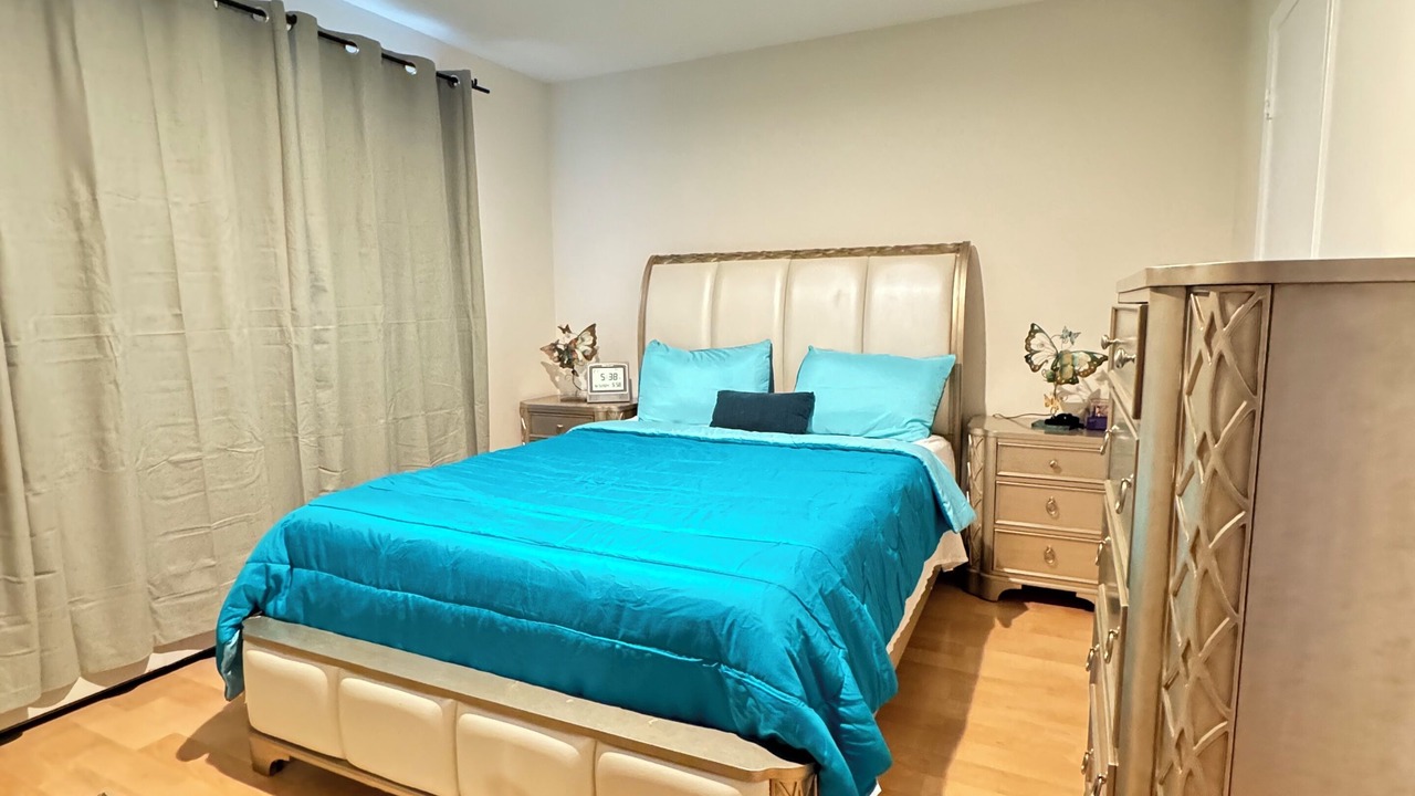 Photo of Bedroom in Fort Salonga