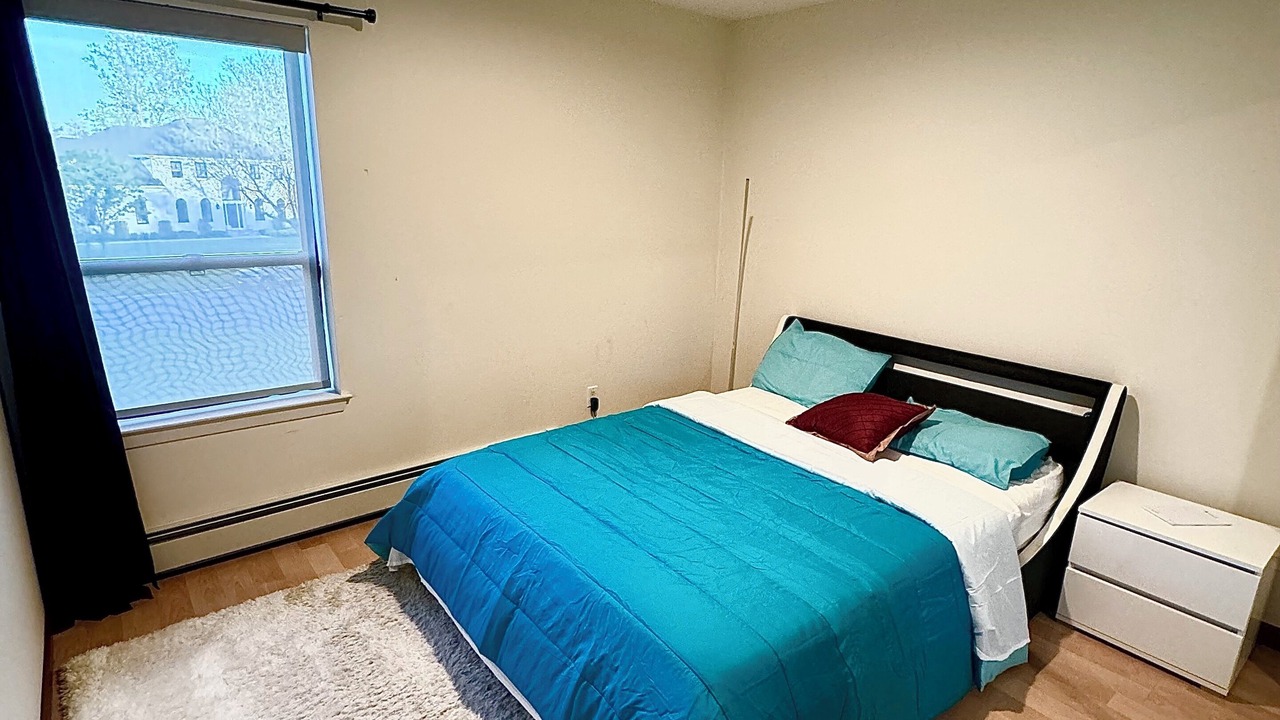 Photo of Bedroom in Fort Salonga
