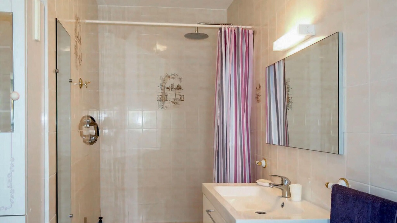 Photo of Bathroom in Plouha