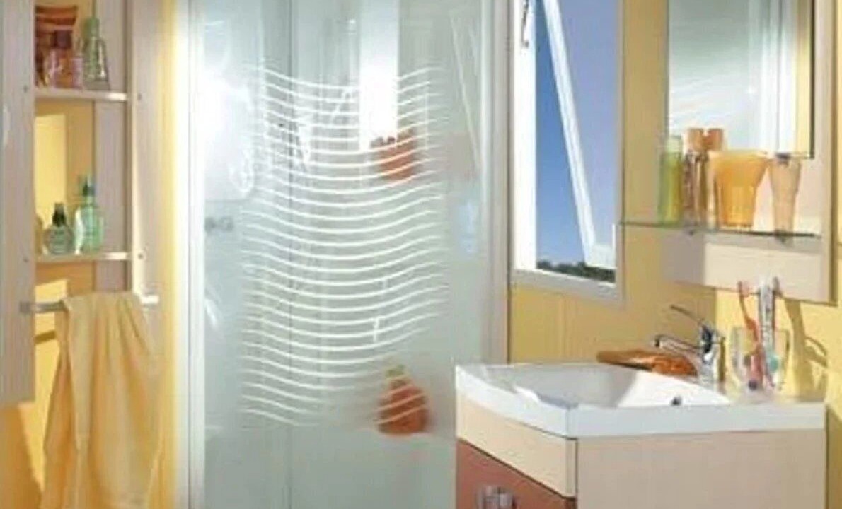 Photo of Bathroom in Lons-le-Saunier
