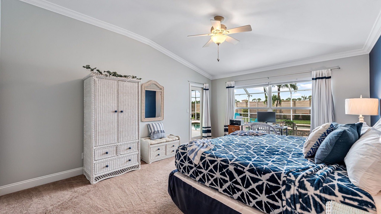 Photo of Bedroom in Beachwalk Isles