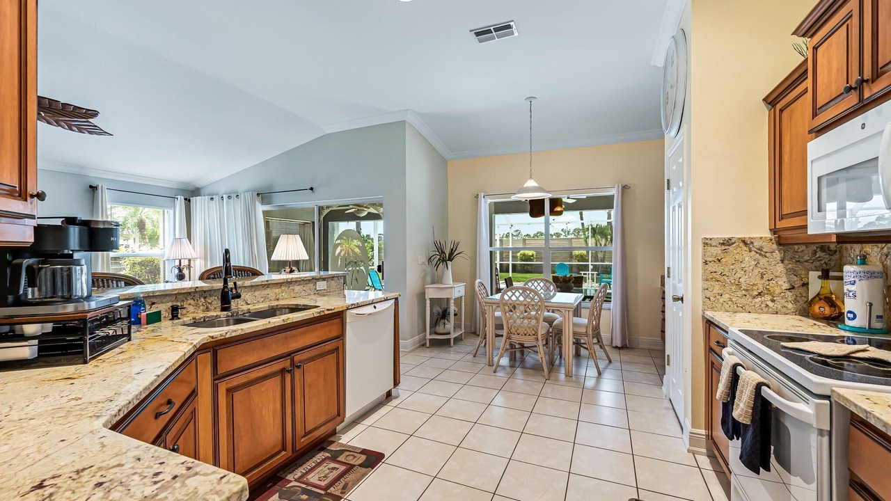Photo of Kitchen in Beachwalk Isles
