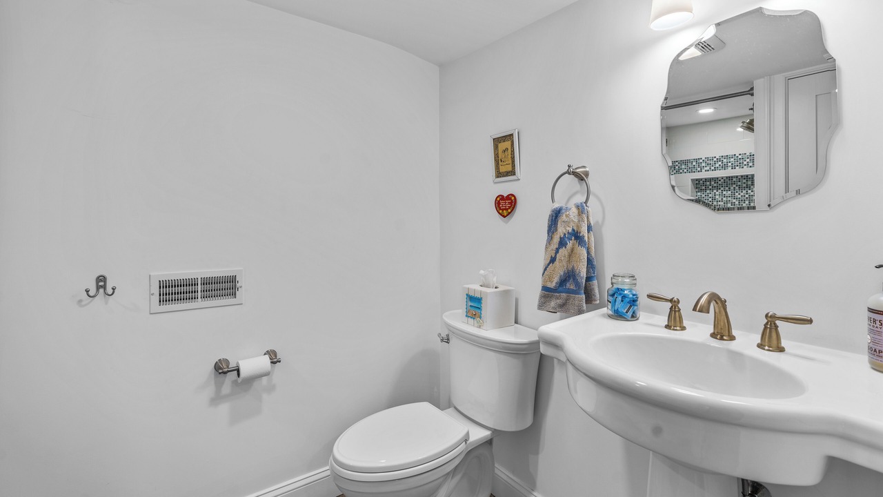 Photo of Bathroom in Popponesset