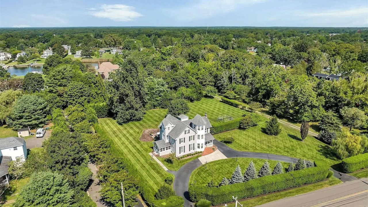 Photo of Outdoor in Center Moriches