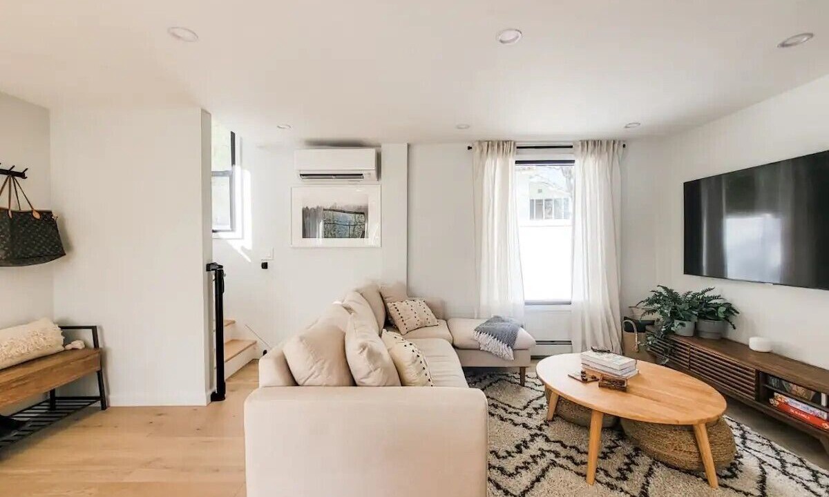 Photo of Livingroom in Windham