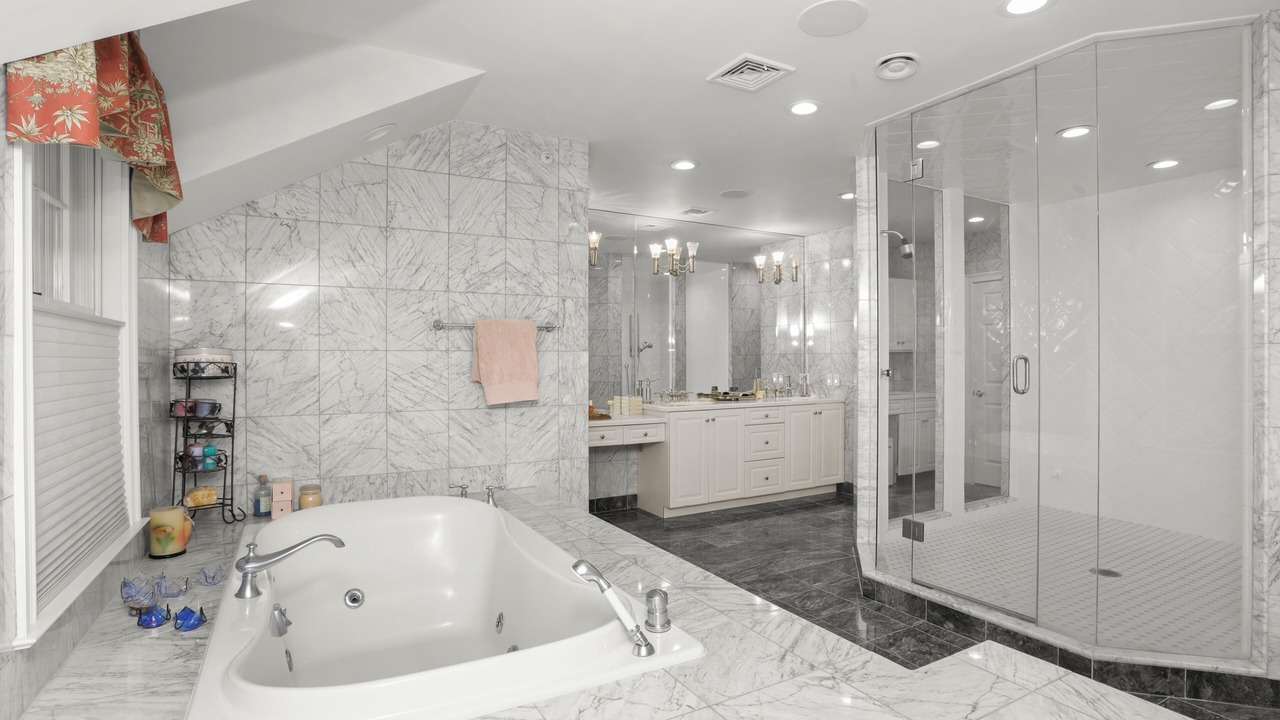 Photo of Bathroom in Purchase