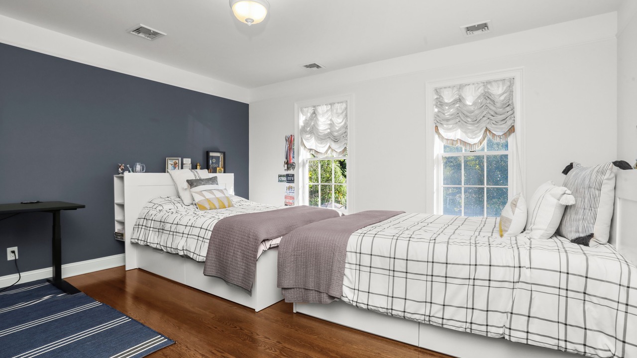 Photo of Bedroom in Purchase