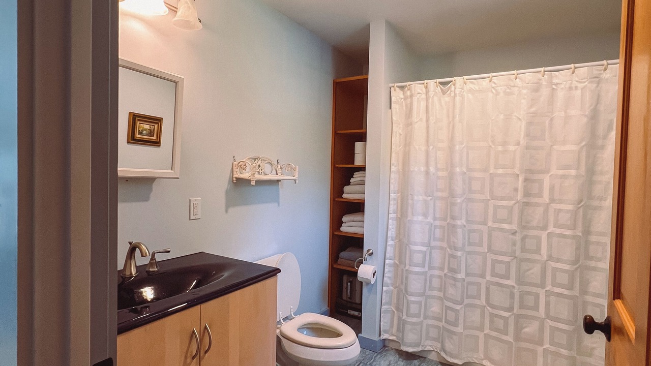 Photo of Bathroom in West Tisbury
