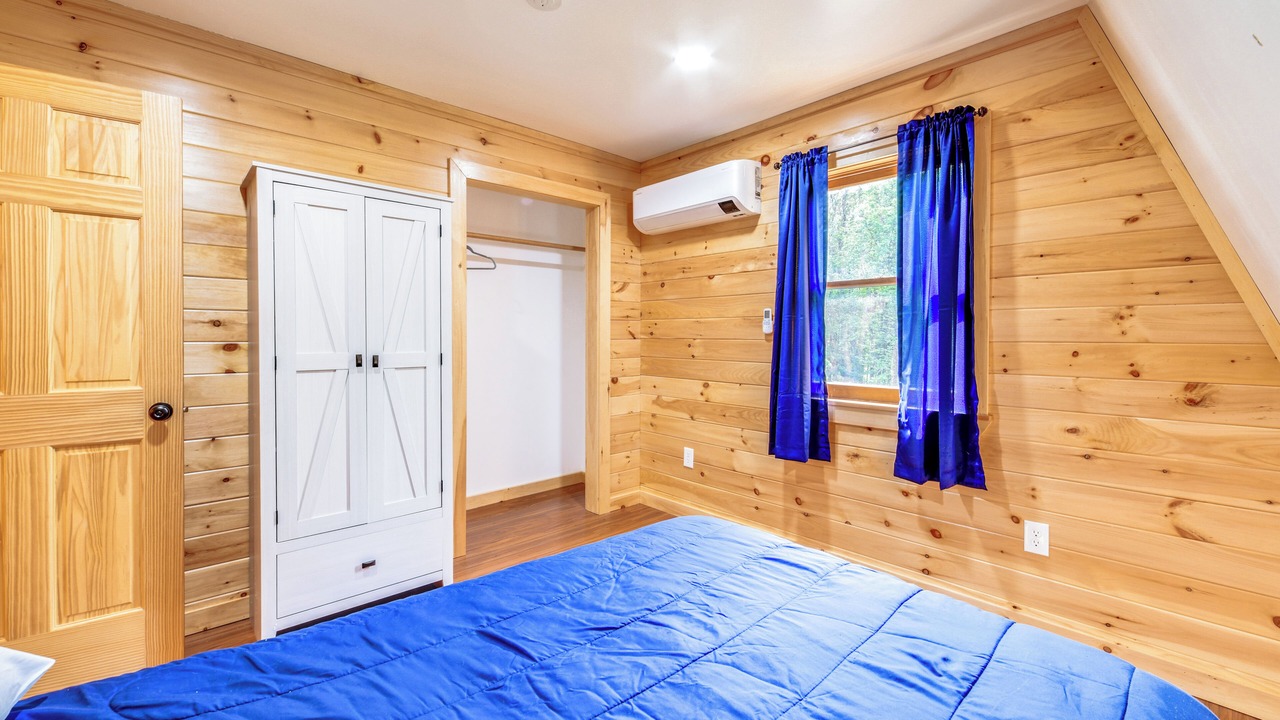 Photo of Bedroom in Mount Upton