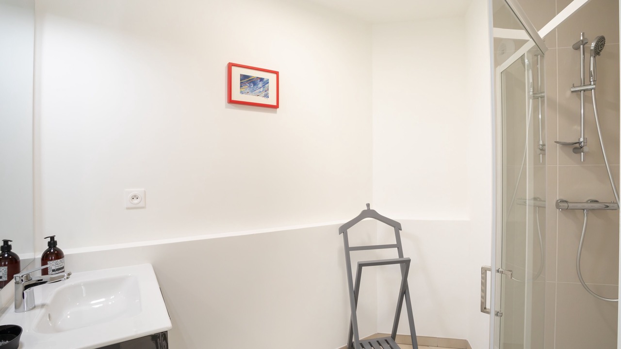 Photo of Bathroom in Sables-d'Or-les-Pins