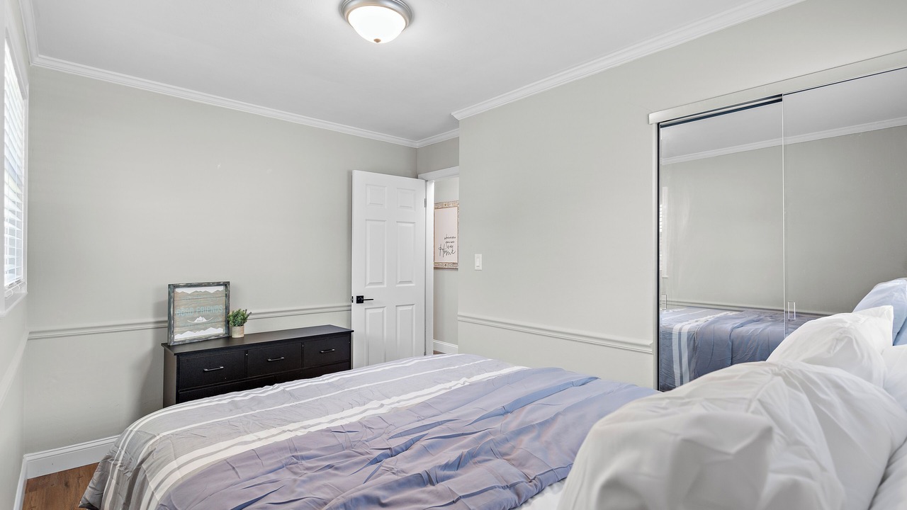 Photo of Bedroom in Fox Hill - Grandview