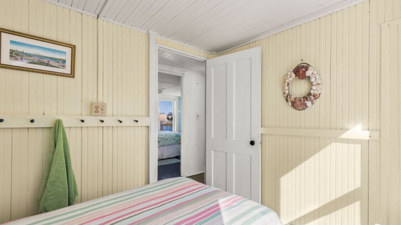 Photo of Bedroom in Silver Beach