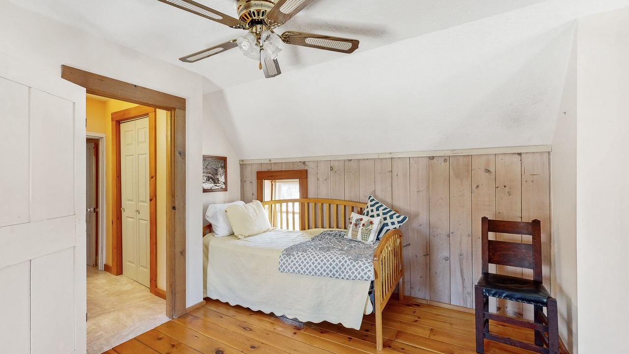 Photo of Bedroom in West Harwich