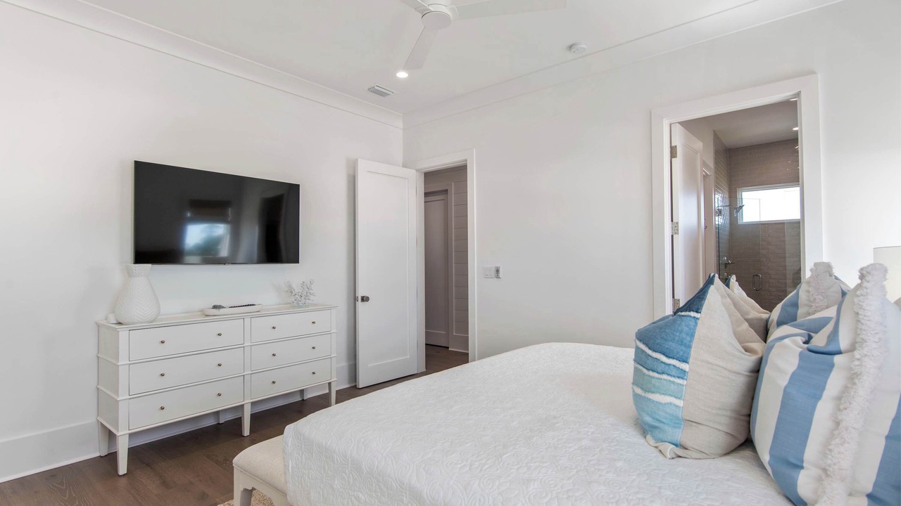 Photo of Bedroom in Seacrest