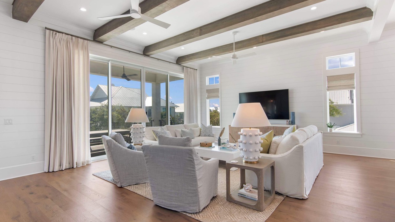 Photo of Livingroom in Seacrest
