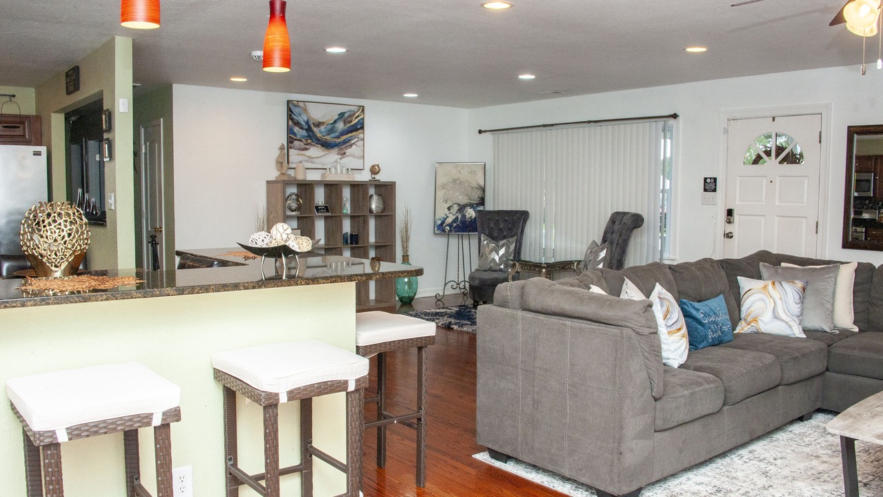 Photo of Livingroom in Chesapeake