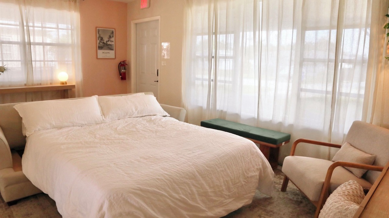 Photo of Bedroom in Miramar