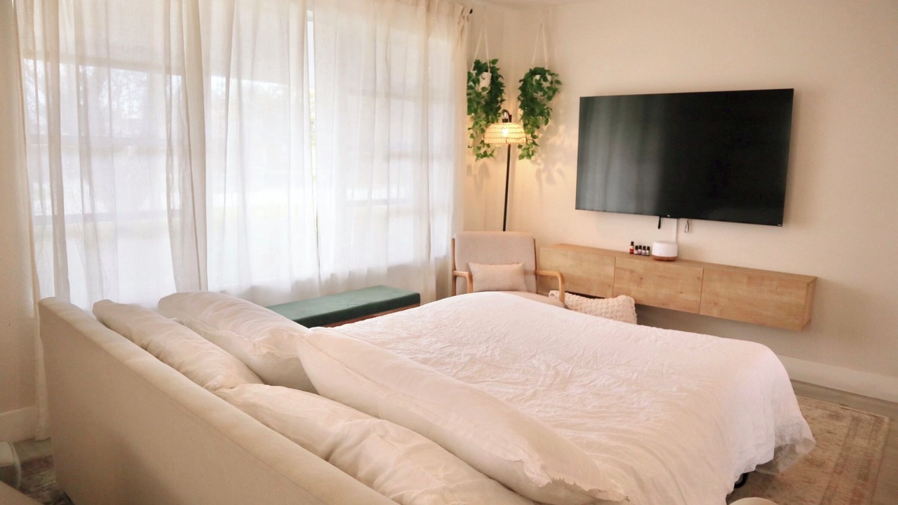 Photo of Bedroom in Miramar