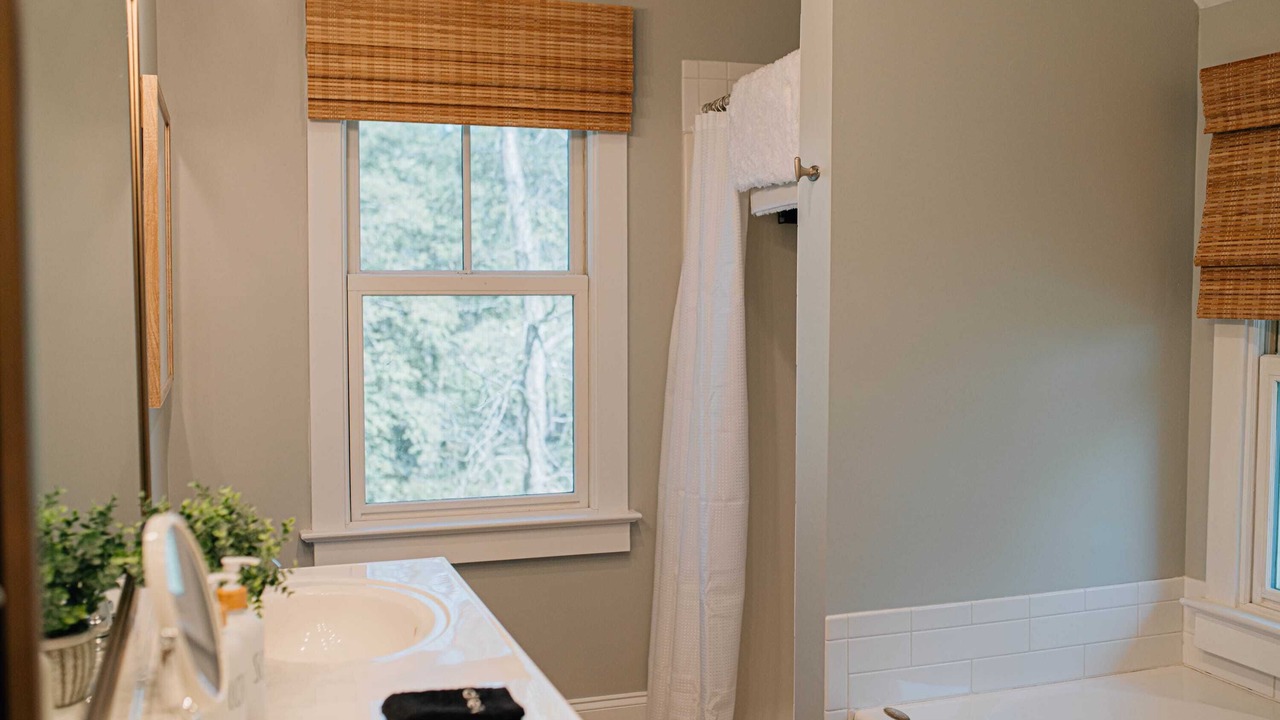 Photo of Bathroom in Irvington