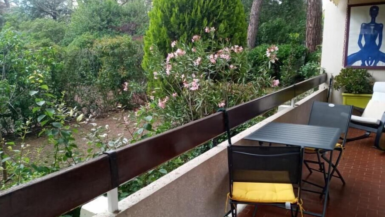 Photo of Outdoor in Sud
