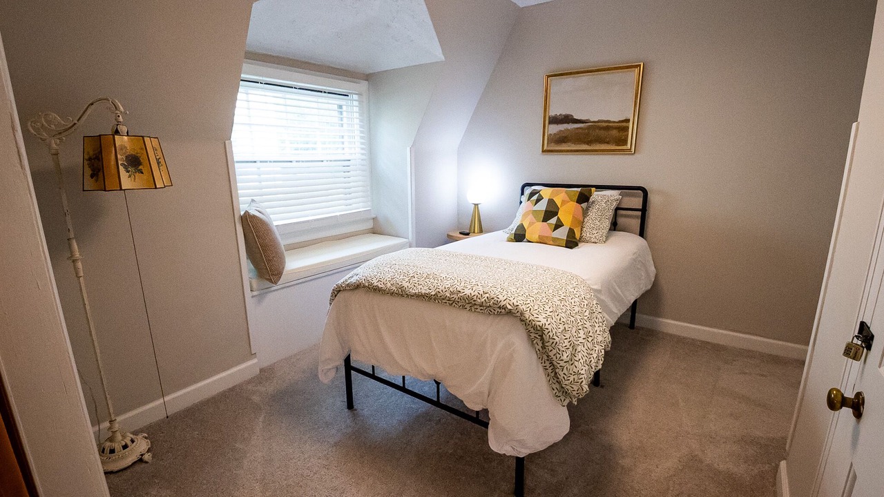 Photo of Bedroom in Central Newport News