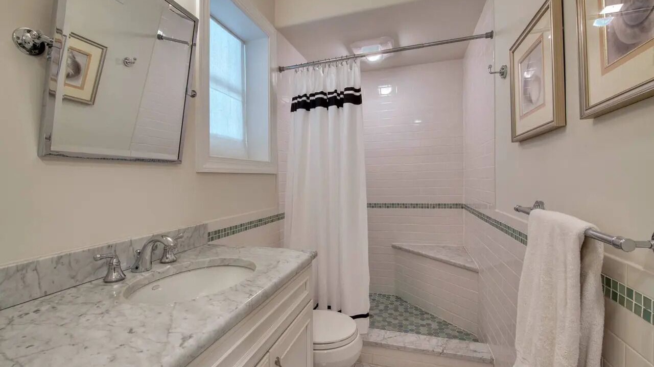 Photo of Bathroom in North Sea