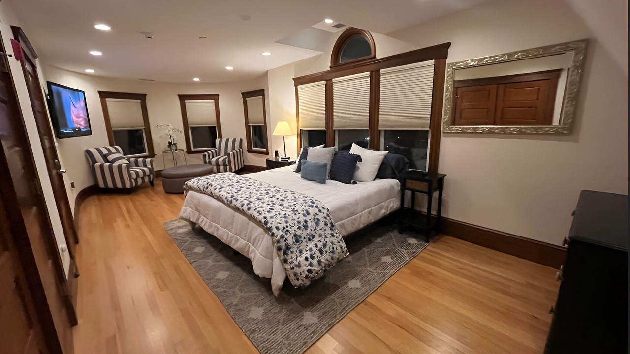 Photo of Bedroom in Winthrop