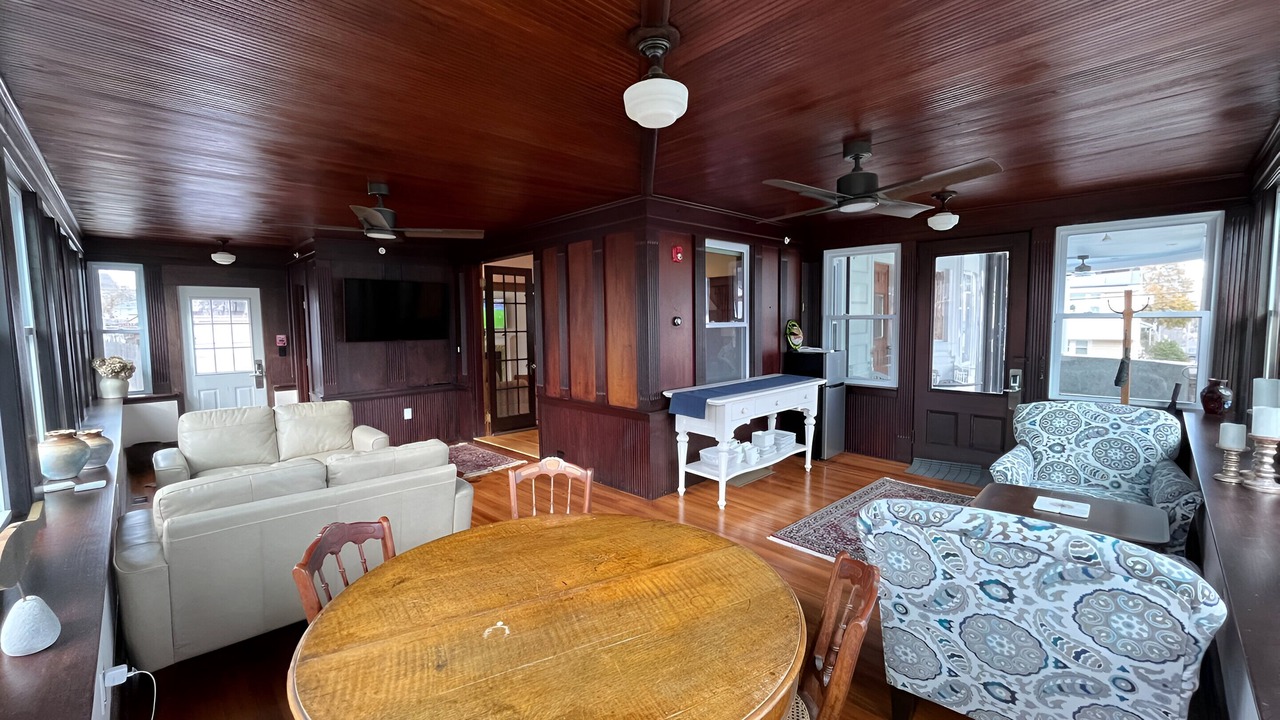 Photo of Livingroom in Winthrop