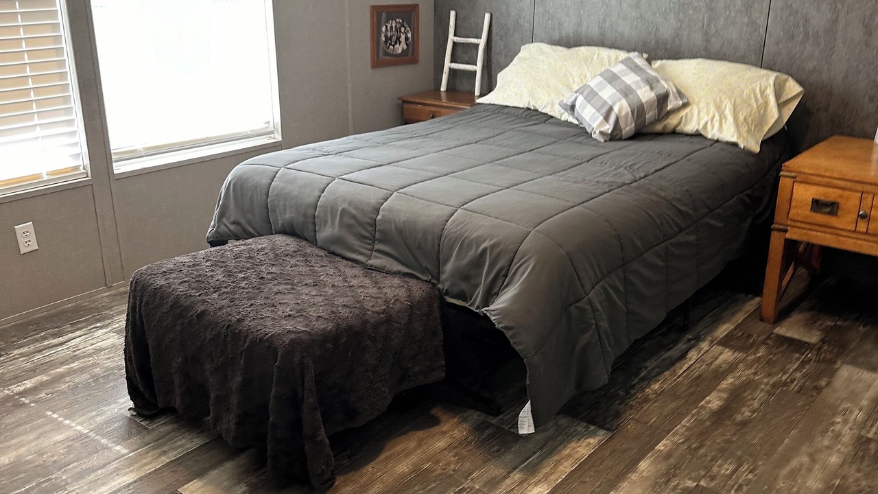 Photo of Bedroom in Falls of Rough