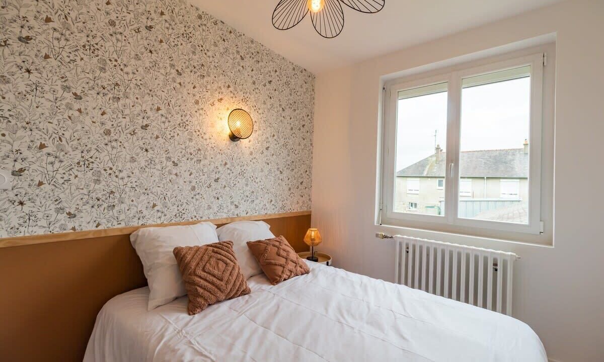 Photo of Bedroom in Guingamp