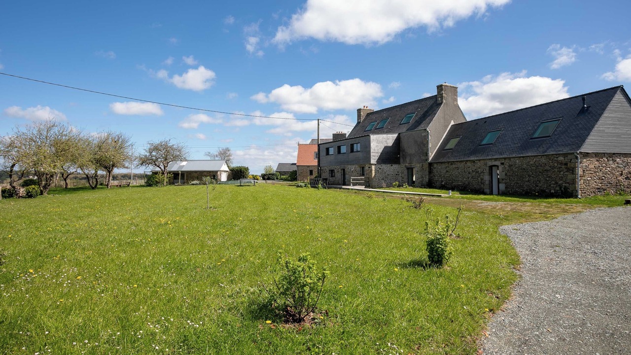 Photo of Outdoor in Saint-Michel-en-Greve