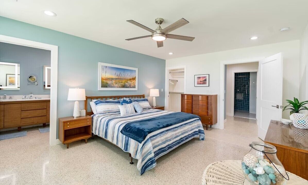 Photo of Bathroom in Cocoa Isles