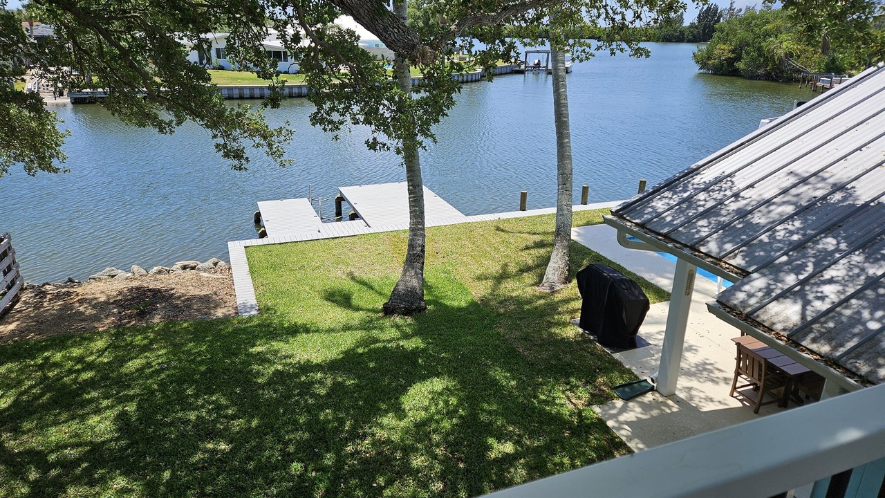 Photo of Patio Balcony in Cocoa Isles