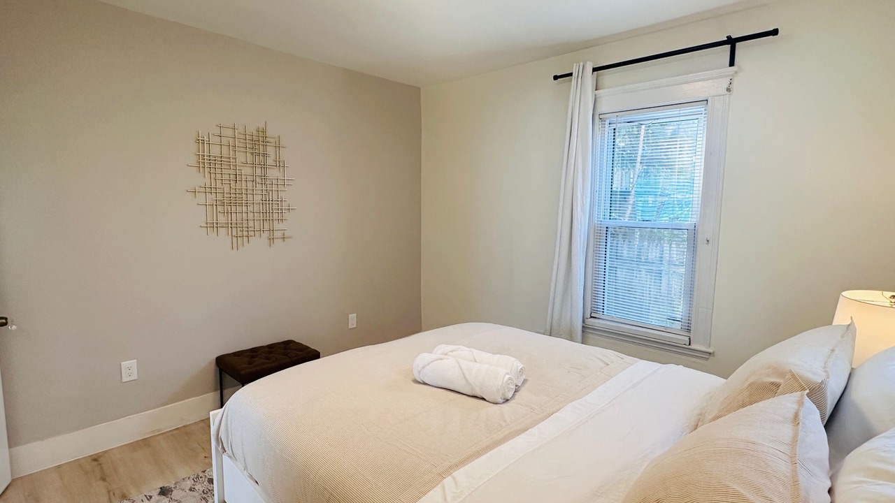 Photo of Bedroom in East Somerville