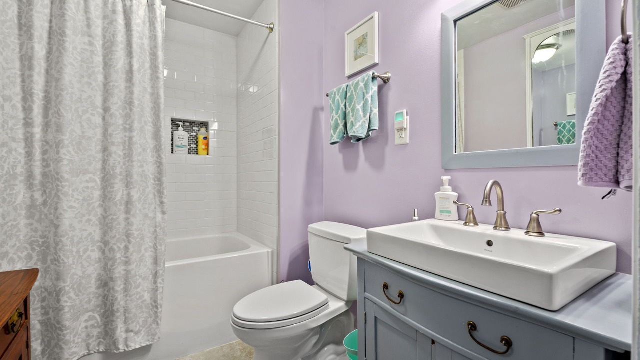 Photo of Bathroom in Birdsnest