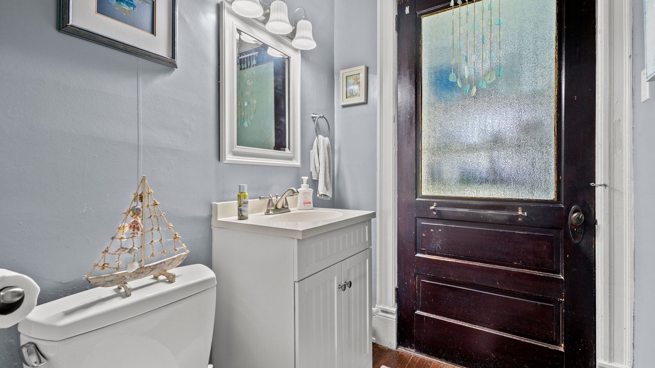 Photo of Bathroom in Birdsnest