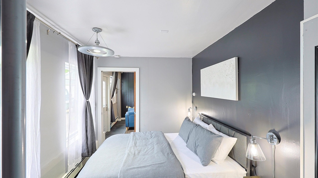 Photo of Bedroom in Glenham