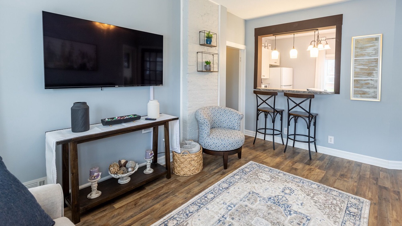 Photo of Livingroom in Oswego
