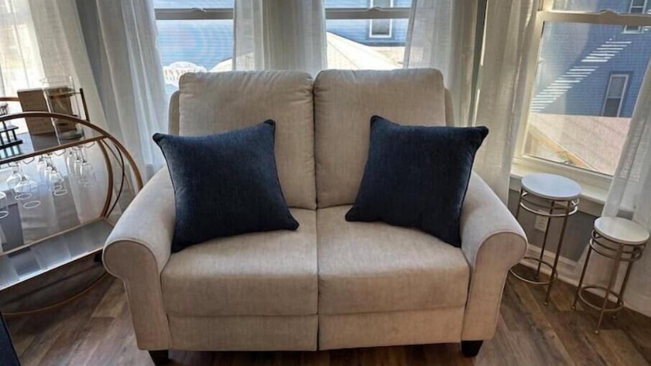 Photo of Livingroom in Oswego