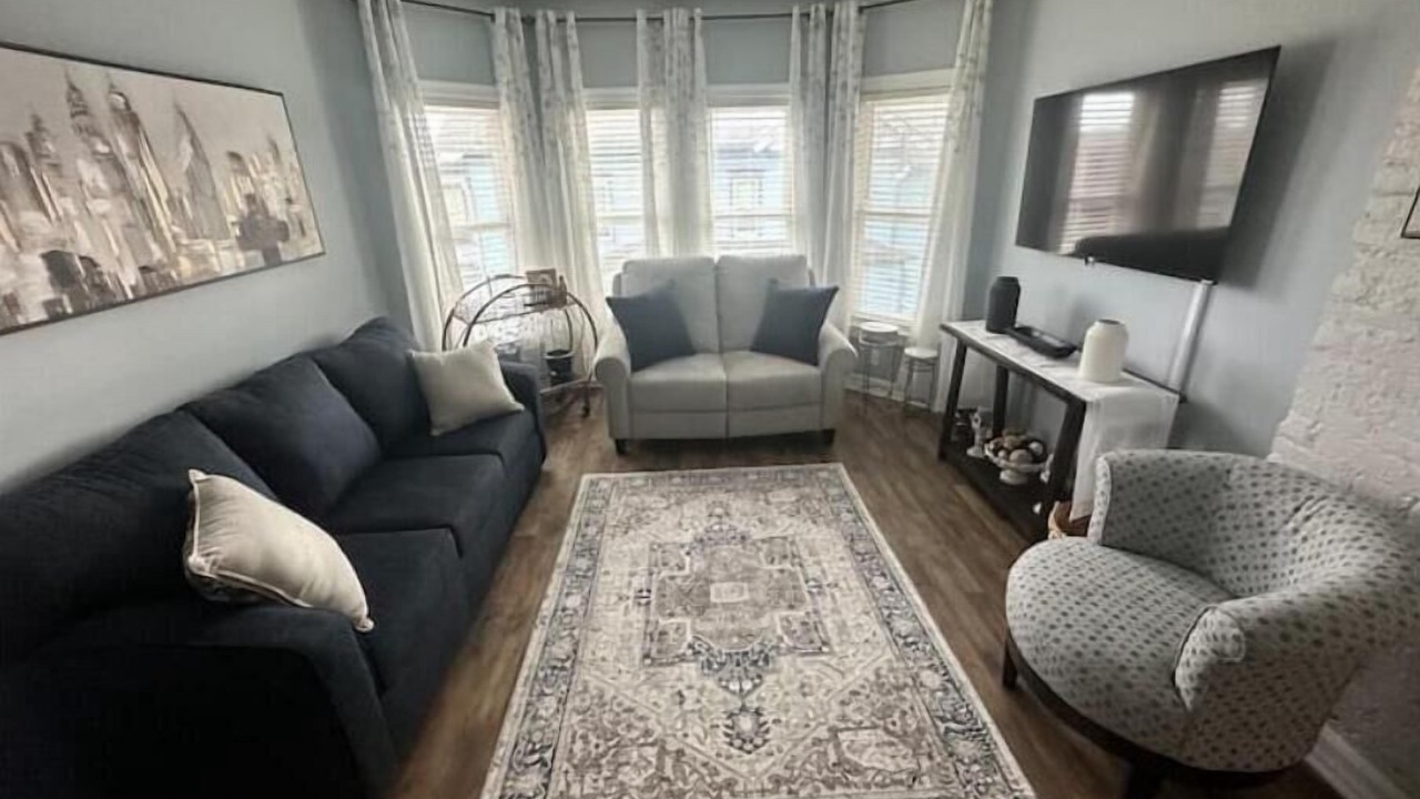 Photo of Bedroom in Oswego