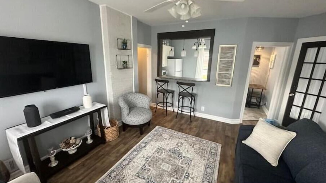 Photo of Livingroom in Oswego