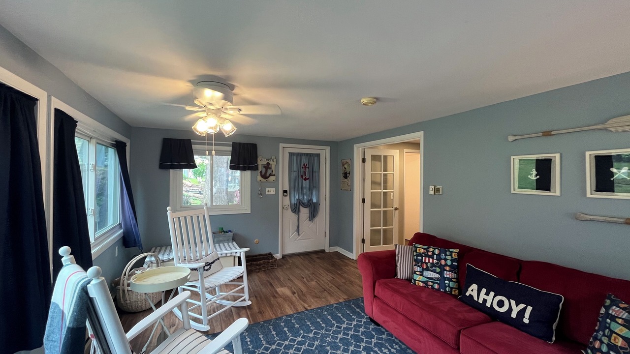 Photo of Livingroom in Honeoye