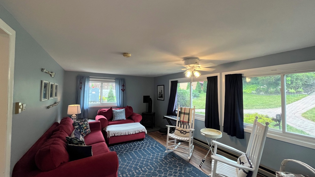 Photo of Livingroom in Honeoye