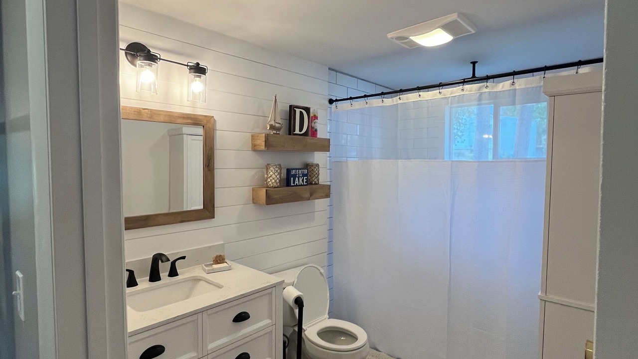 Photo of Bathroom in Honeoye