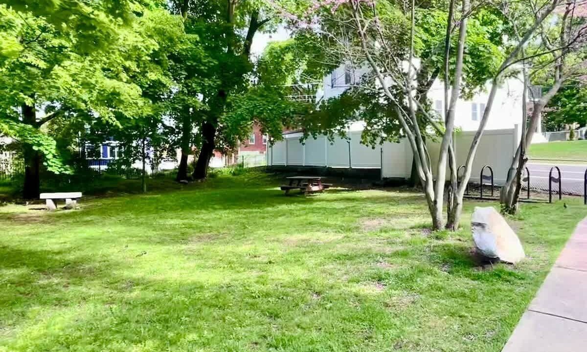 Photo of Outdoor in Arlington